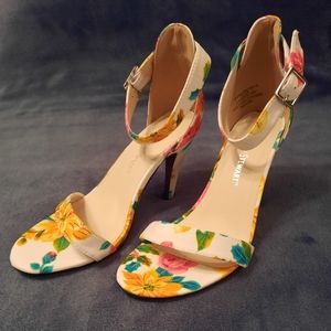 Ashley Stewart Tessa-Floral High Heel Ankle Strap Sandal. Size 10Wide